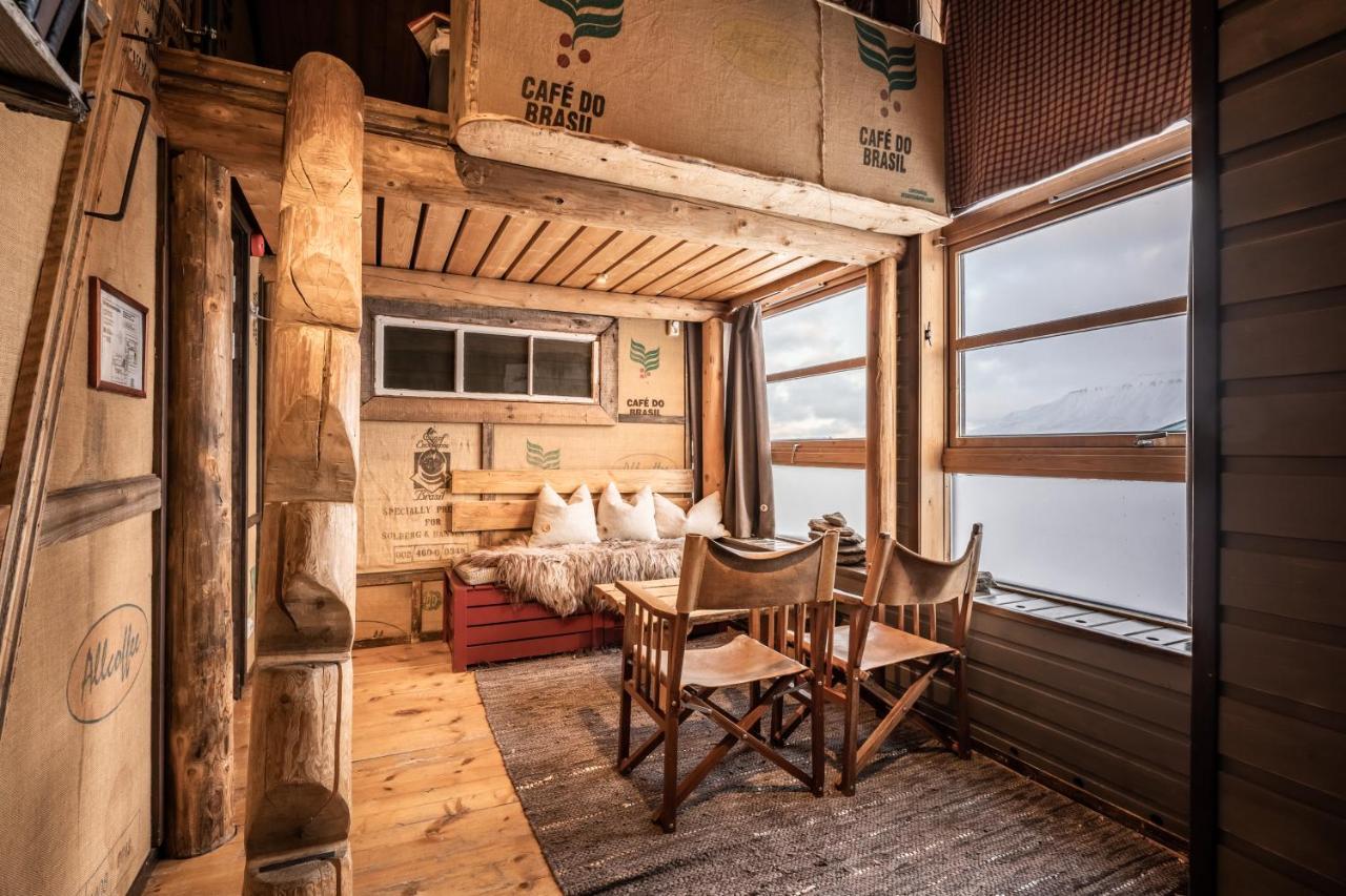 Basecamp Hotel ลองเยียร์เบียน ภายนอก รูปภาพ