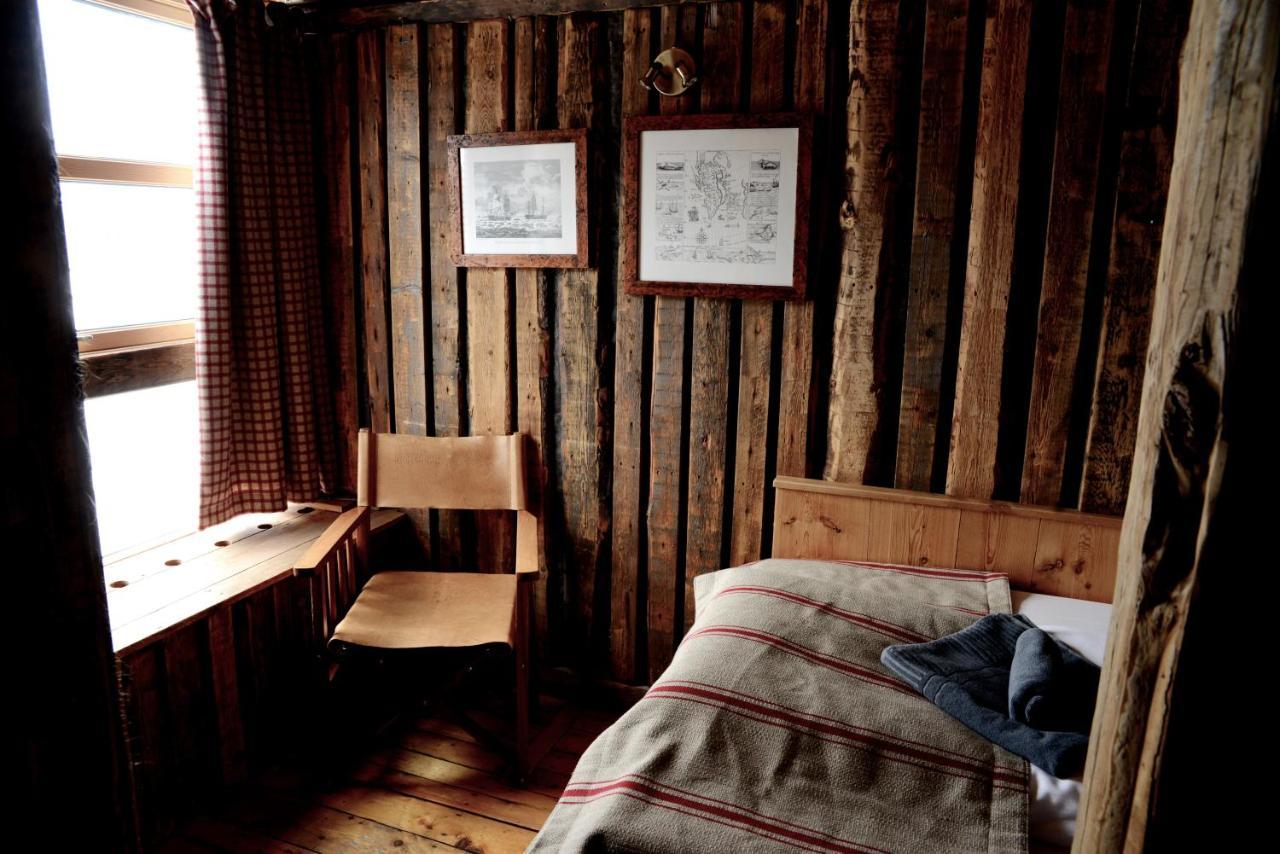 Basecamp Hotel ลองเยียร์เบียน ภายนอก รูปภาพ